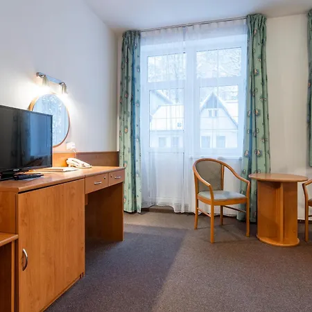 Luzice Hotel 3*